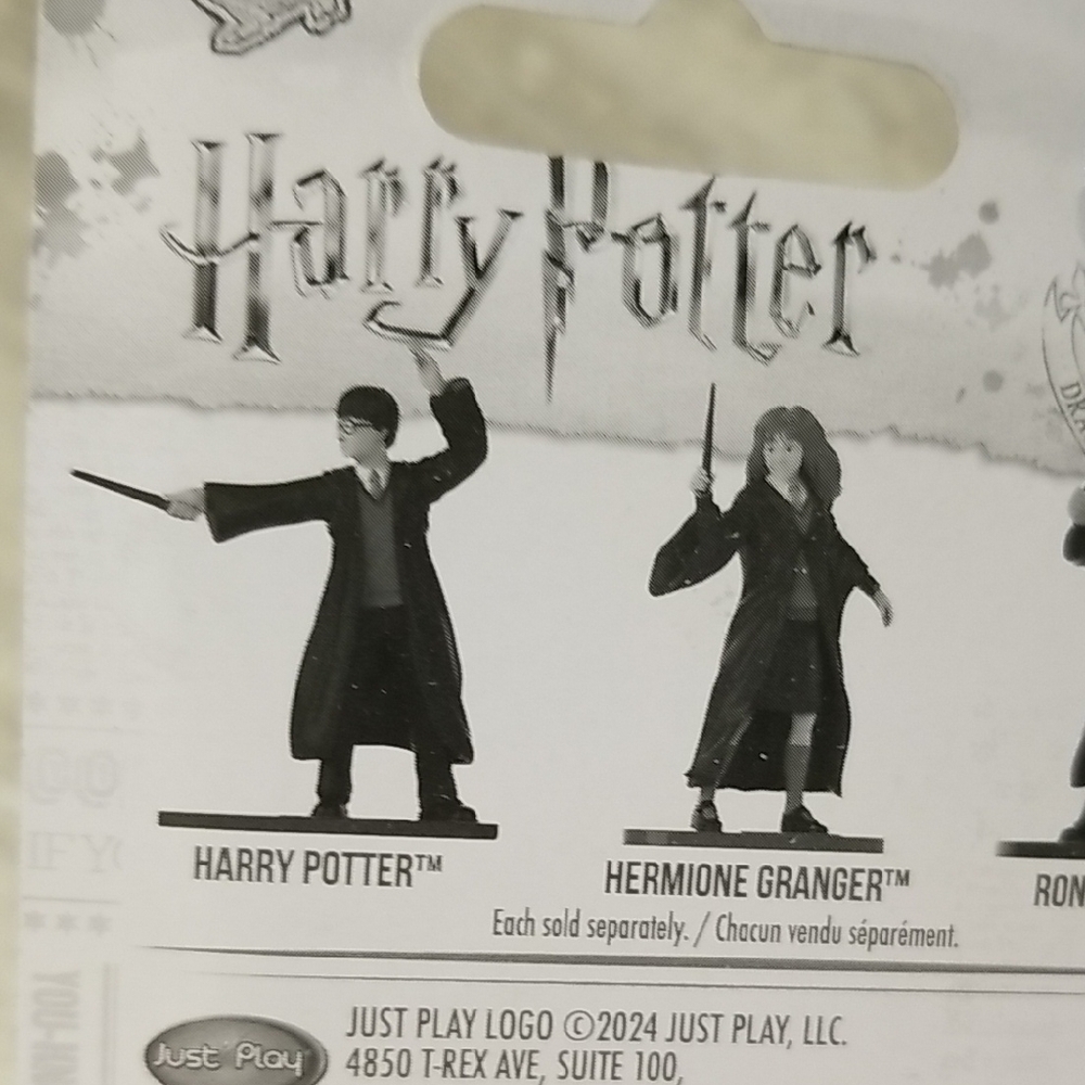 Harry Potter Action Figure Set - Black Robes - Picture 2 of 7